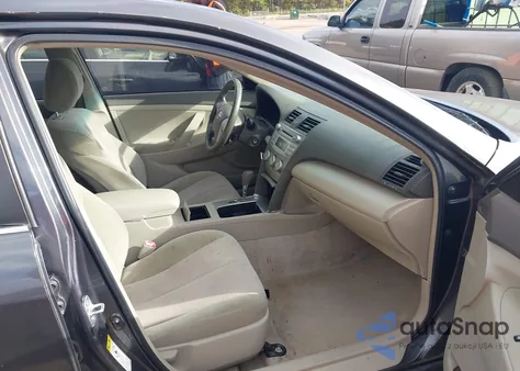 2010 Toyota Camry Le from USA, damaged, VIN 4T1BF3EK0AU053841